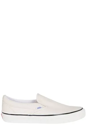 Vans Classic 98 Slip-On Sneakers